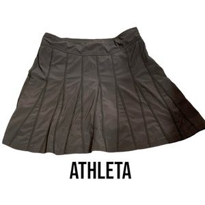 Athleta black skirt/shorts women’s size 6